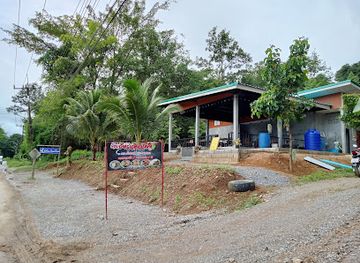 thailand/khao-sok-national-park/restaurant/low-budget-youth-restaurant