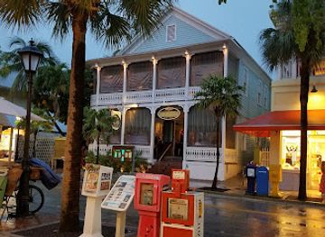 florida/key-west/restaurant/bagatelle