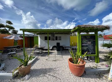 turks-and-caicos-islands/west-caicos/restaurant/hideaway-grill-and-chill