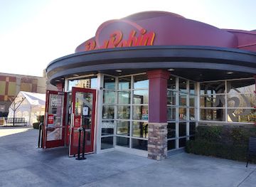 california/manteca/restaurant/red-robin-gourmet-burgers-and-brews