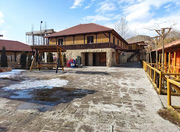 armenia/noravank-monastery/restaurant/lchak-restaurant-complex