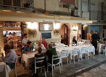 Vineria Modì, Restaurant in Taormina