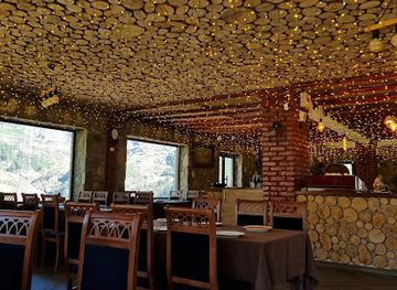 albania/librazhd/restaurant/lugina-e-pishave