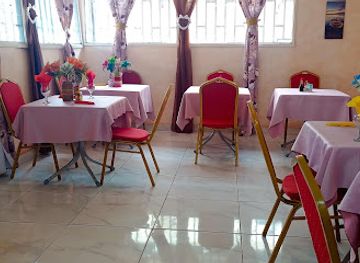 gabon/upper-ogooue-province/restaurant/restaurant-le-perroquet-gris
