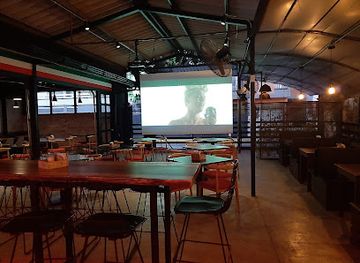 honduras/eastern-plains/restaurant/lena-y-fuego