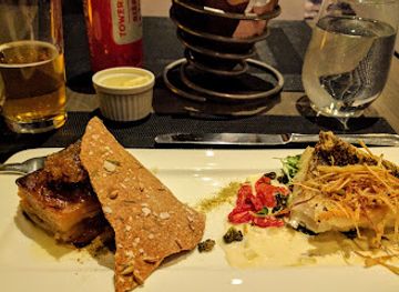 canada/southwestern-ontario/restaurant/360-the-restaurant-at-the-cn-tower