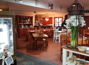 south-africa/nelspruit/restaurant/hall-s-farm-stall-at-gateway