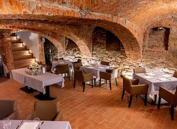 romania/fagaras-mountains/restaurant/la-fritz