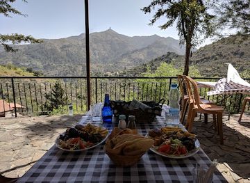 cyprus/machairas-mountains/restaurant/mageia-lazanias