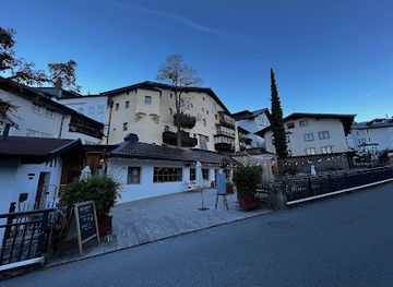 austria/kitzbuhel/restaurant/hutschpferd-palais