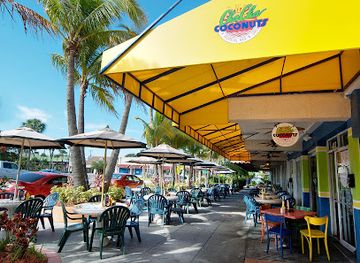 florida/sarasota/lido-key/restaurant/cha-cha-coconuts
