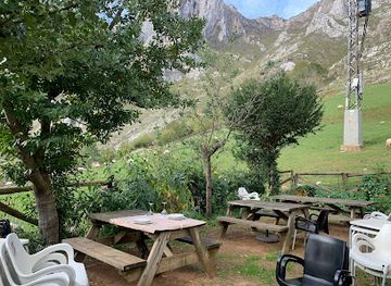 spain/picos-de-europa/restaurant/bar-el-carteru-la-bolera