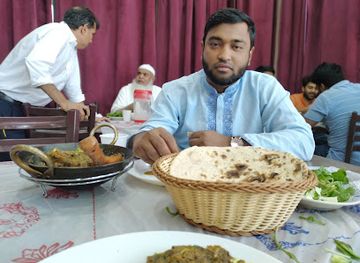 the-gambia/bakau/restaurant/cafe-opera