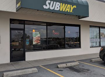 rhode-island/aquidneck-island/restaurant/subway