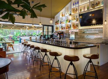 guatemala/pacific-lowlands/restaurant/tamarindos