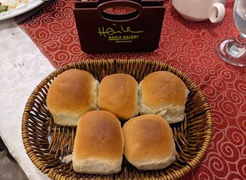 ethiopia/awasa/restaurant/haile-resort-restourant