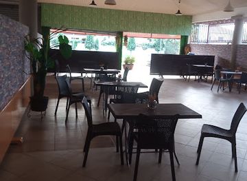 ghana/dagbon/restaurant/landing-restaurant-sitout