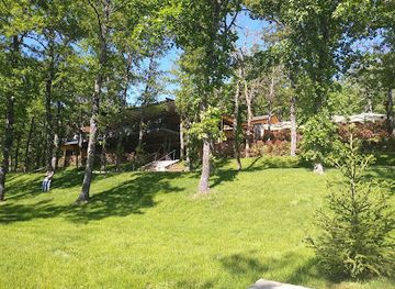 kosovo/bjeshket-e-nemuna-national-park/restaurant/acorn-restaurant-gjilan