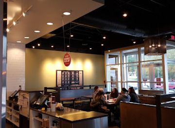 wisconsin/lake-geneva/restaurant/noodles-and-company