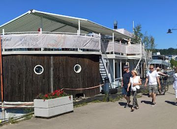 finland/paijat-hame/restaurant/boat-restaurant-kaunis-veera