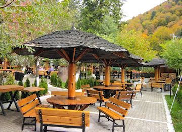 romania/bucegi-mountains/restaurant/restaurant-gura-diham