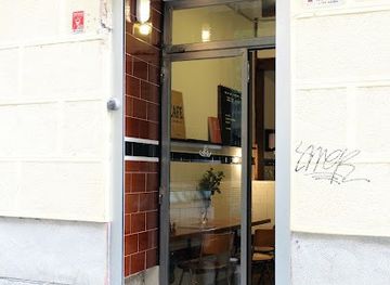 spain/madrid/malasana/restaurant/toma-cafe-1