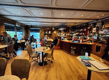 iceland/reykjavik/vesturbar/restaurant/svarta-kaffio