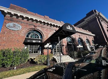 tennessee/chattanooga/southside-historic-district/restaurant/nic-norman-s-chattanooga