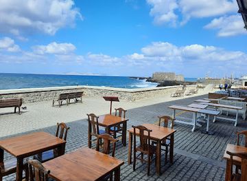 greece/heraklion/restaurant/kastella