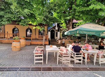 moldova/nistru-river/restaurant/creme-de-la-creme