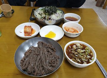 south-korea/jeonju/restaurant/taepyeongjib