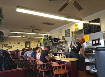 california/inglewood/restaurant/the-serving-spoon