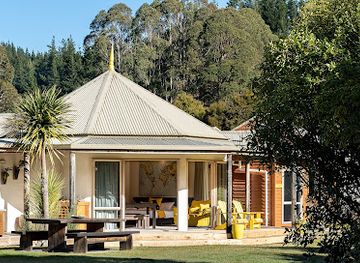 new-zealand/abel-tasman-national-park/restaurant/abel-tasman-lodge