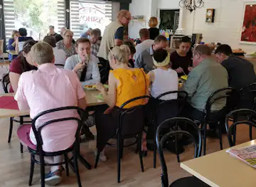 Länsihovi
