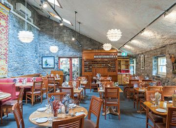 canada/kingston-and-the-islands/restaurant/chez-piggy-restaurant-bar