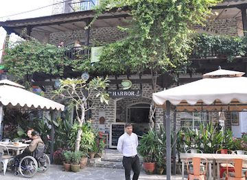 nepal/pokhara/restaurant/the-harbor
