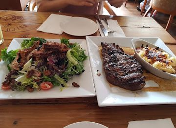 guam/southern-guam/restaurant/delmonico-kitchen-and-bar