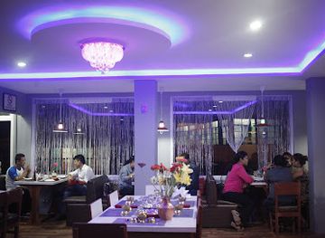 india/gangtok/restaurant/raseelo-family-restaurant-bar