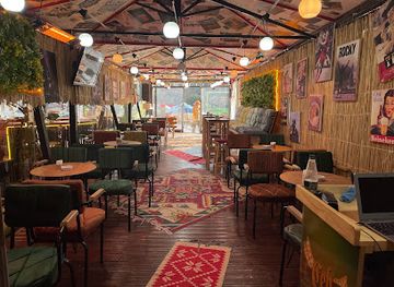 albania/tirana/skanderbeg-square/restaurant/te-muzeu