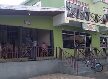 jamaica/manchester-plateau/restaurant/fay-s-taste-and-tell-restaurant-bar