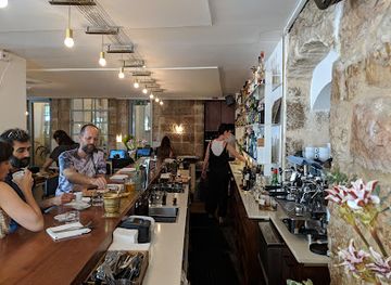 israel/jerusalem/east-jerusalem/restaurant/mona