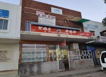 botswana/nxai-pan-national-park/restaurant/tai-pan-fast-foods