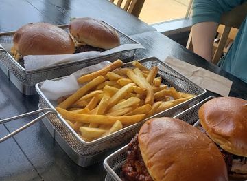 michigan/kalamazoo/restaurant/4x4-grill