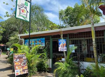 costa-rica/tortuguero-national-park/restaurant/soda-d-leite