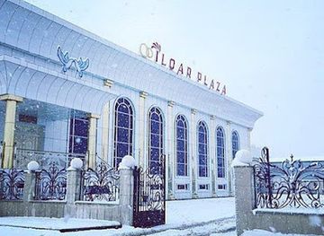 azerbaijan/talysh-mountains/restaurant/ilqar-plaza-sadliq-sarayi