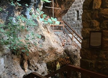 lebanon/qadisha-grotto/restaurant/abou-joseph-restaurant
