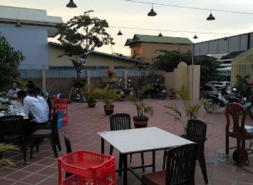 cambodia/prey-veng/restaurant/v-chat