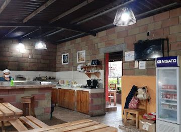 panama/volcan/restaurant/tony-burguer-s