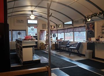 new-york/syracuse/restaurant/across-the-hall-cafe