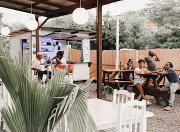 grenada/saint-david/restaurant/romney-s-resturant-grill-and-boujee-bar